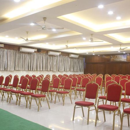 Hotel Chandra'S Visakhapatnam Extérieur photo
