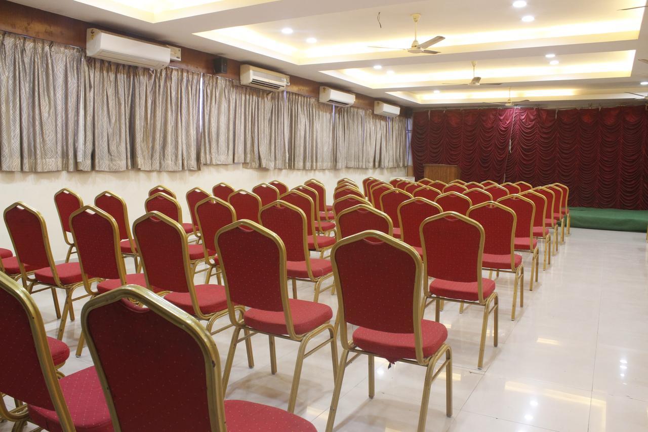 Hotel Chandra'S Visakhapatnam Extérieur photo