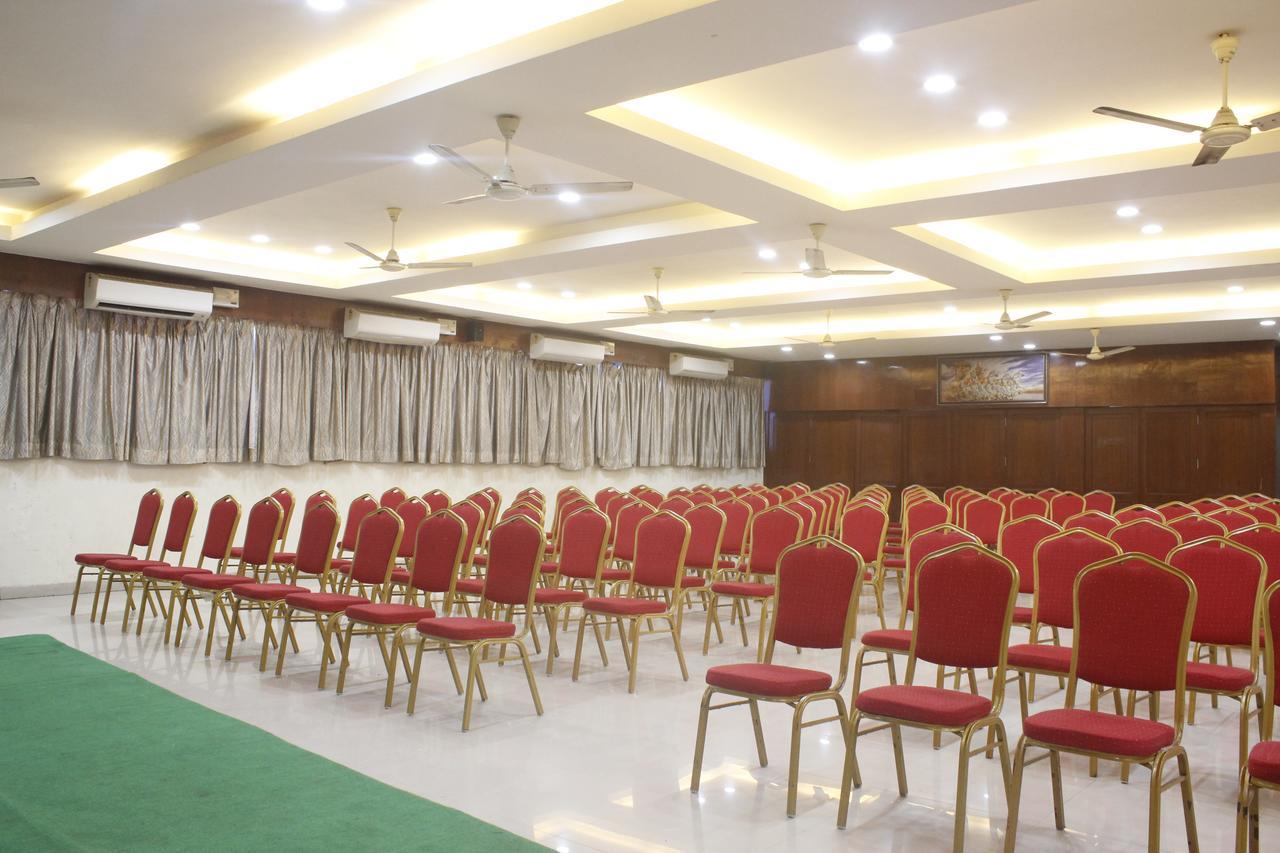 Hotel Chandra'S Visakhapatnam Extérieur photo