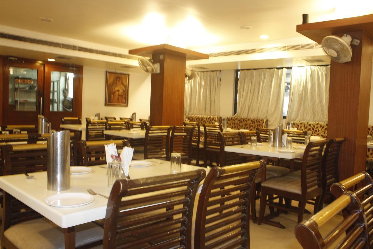 Hotel Chandra'S Visakhapatnam Extérieur photo
