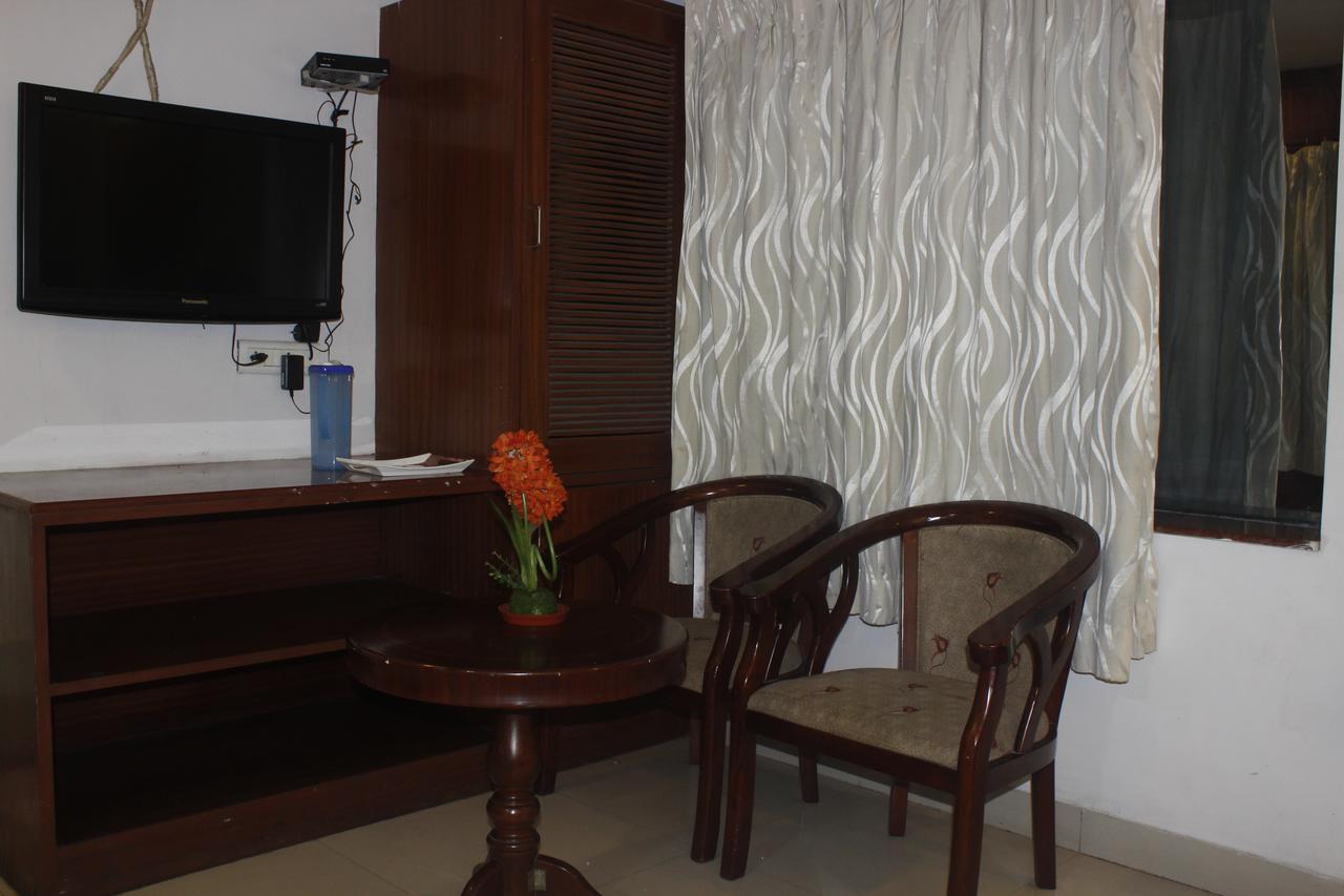 Hotel Chandra'S Visakhapatnam Extérieur photo